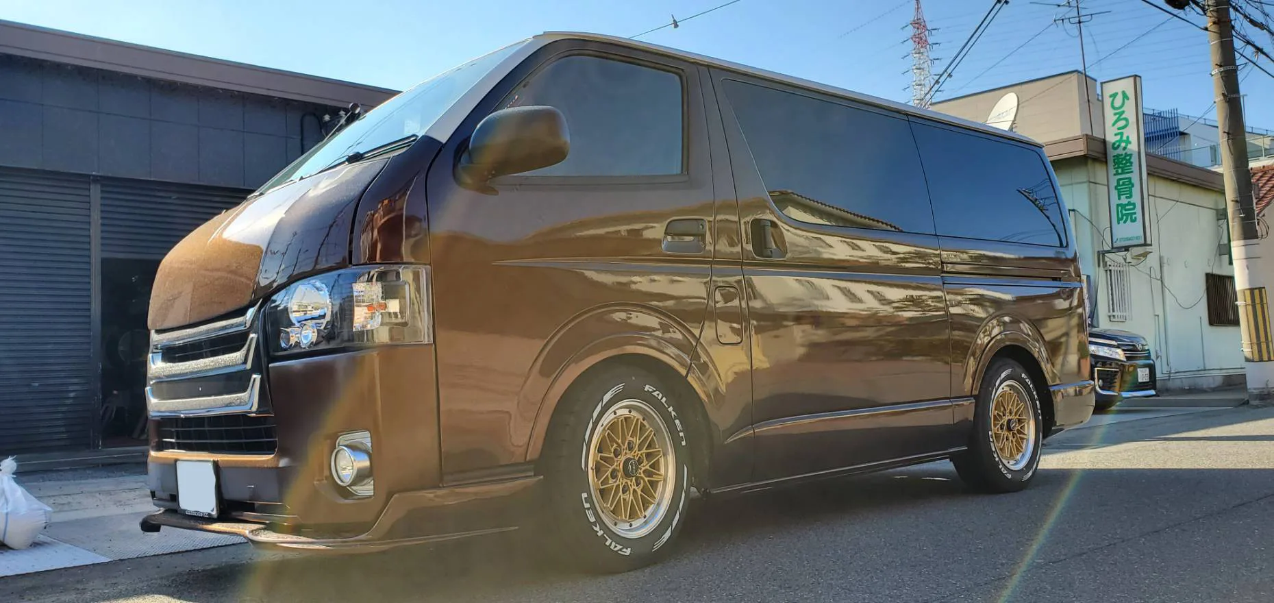 Work Xtrap 03HC on Toyota Hiace H200, photo 5