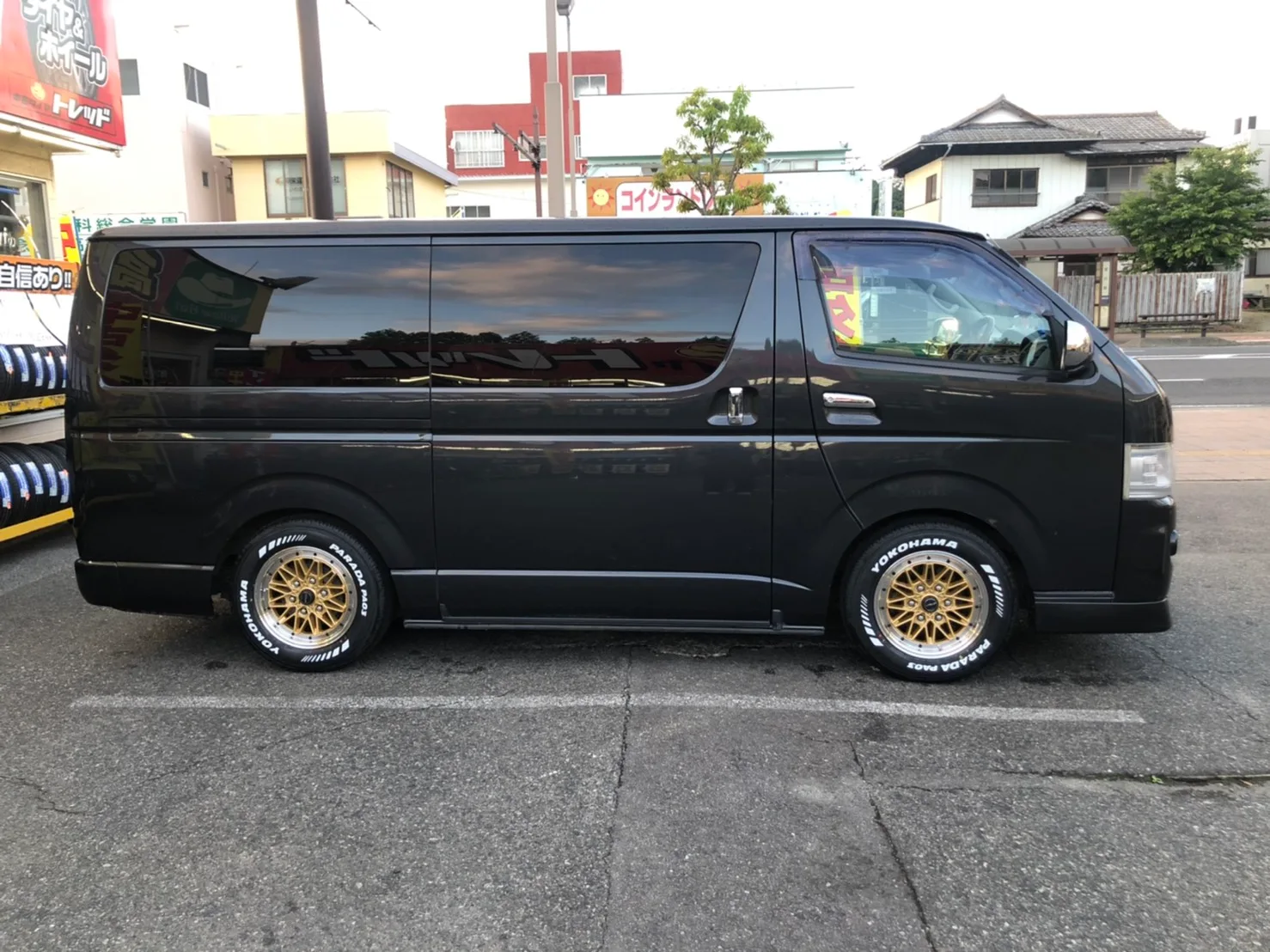 Work Xtrap 03HC on Toyota Hiace H200, photo 3