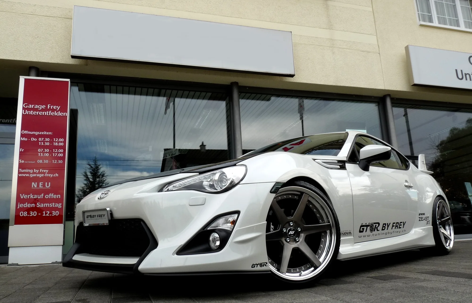 Work Zeast ST1 on Toyota 86 ZN6.1