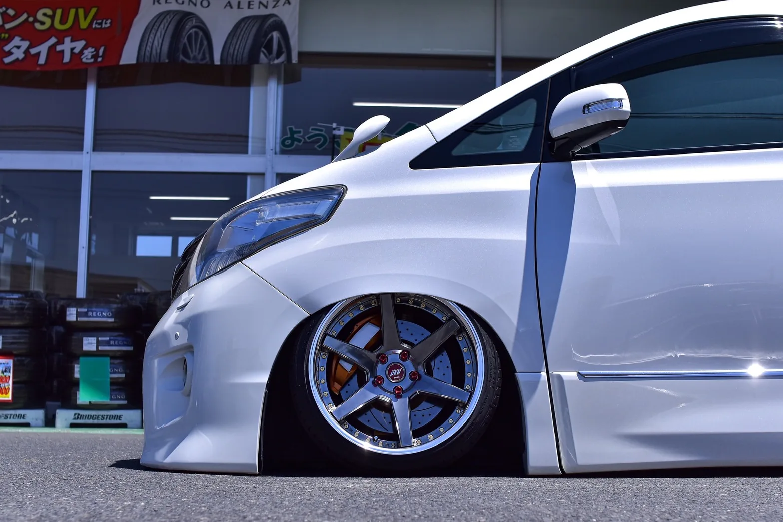 Work Zeast ST1 on Toyota Vellfire AH20, photo 10