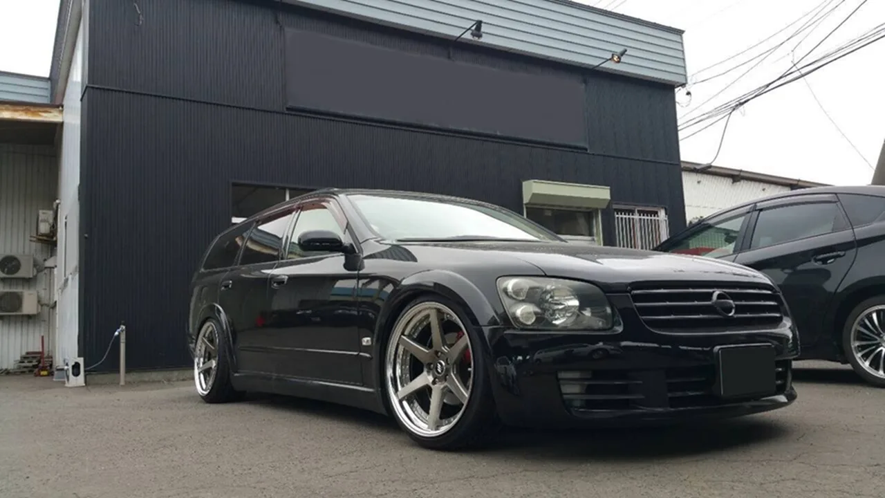 Work Zeast ST1 on Nissan Stagea WC34.1