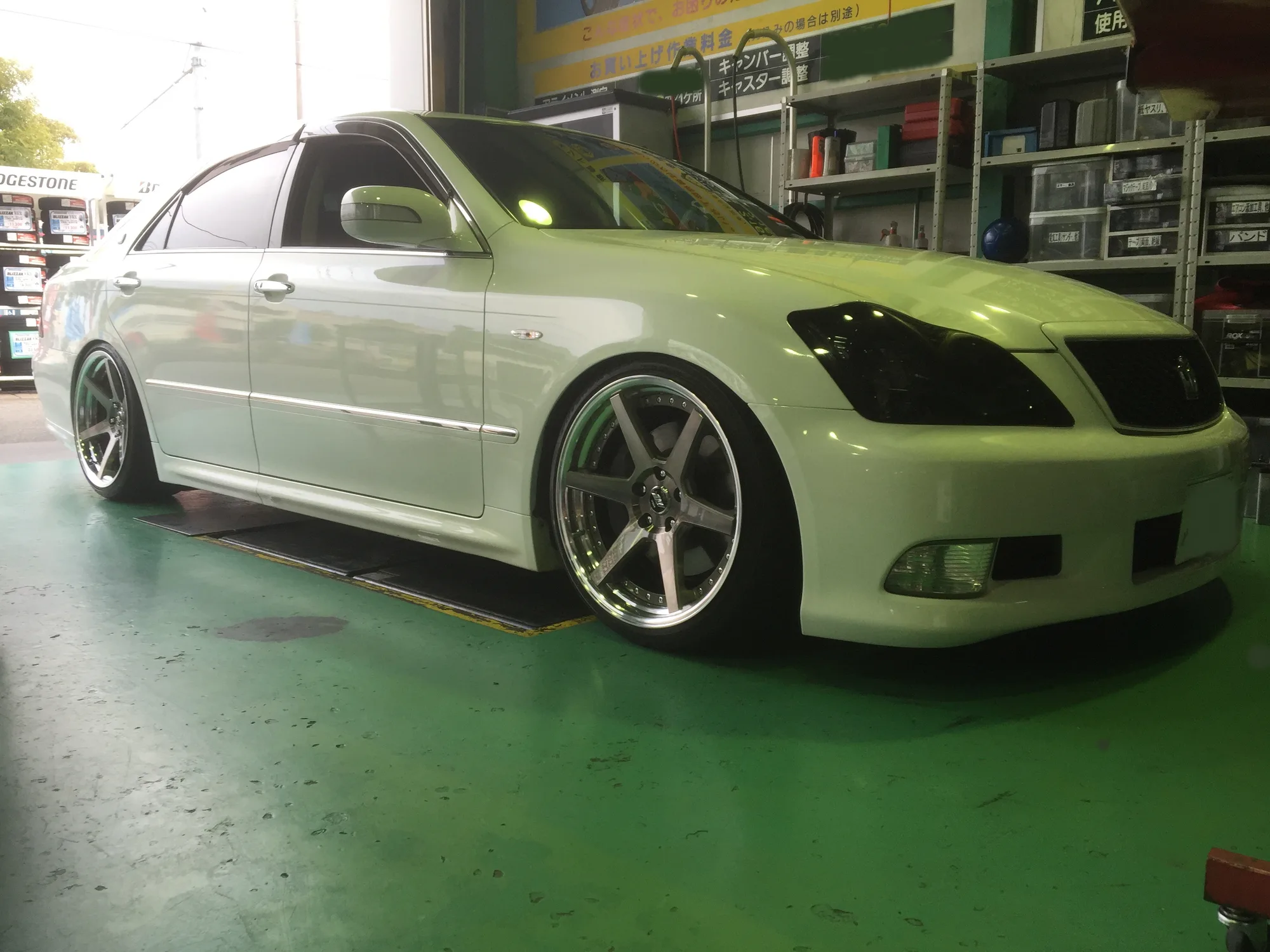 Work Zeast ST1 on Toyota Crown S130