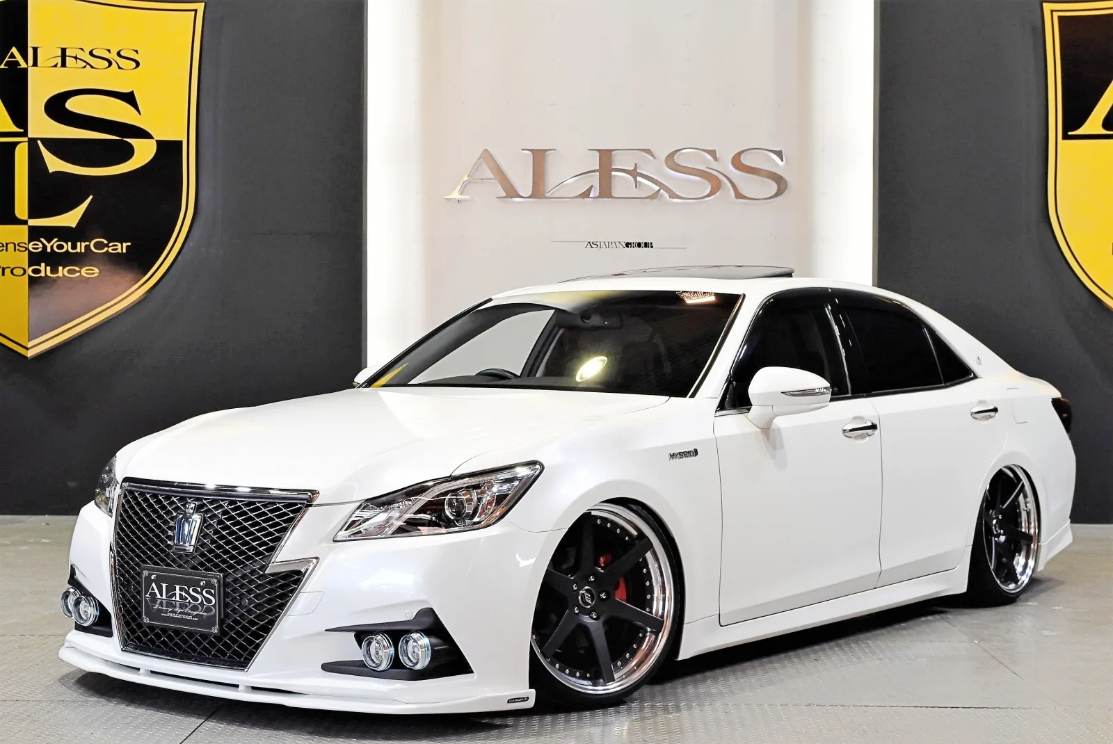 Work Zeast ST1 on Toyota Crown S200, photo 2