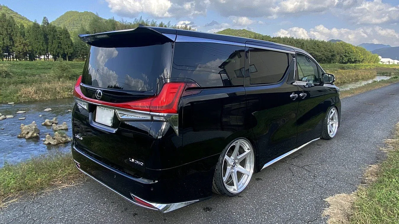 Work Zeast ST1 on Lexus LM 2nd gen