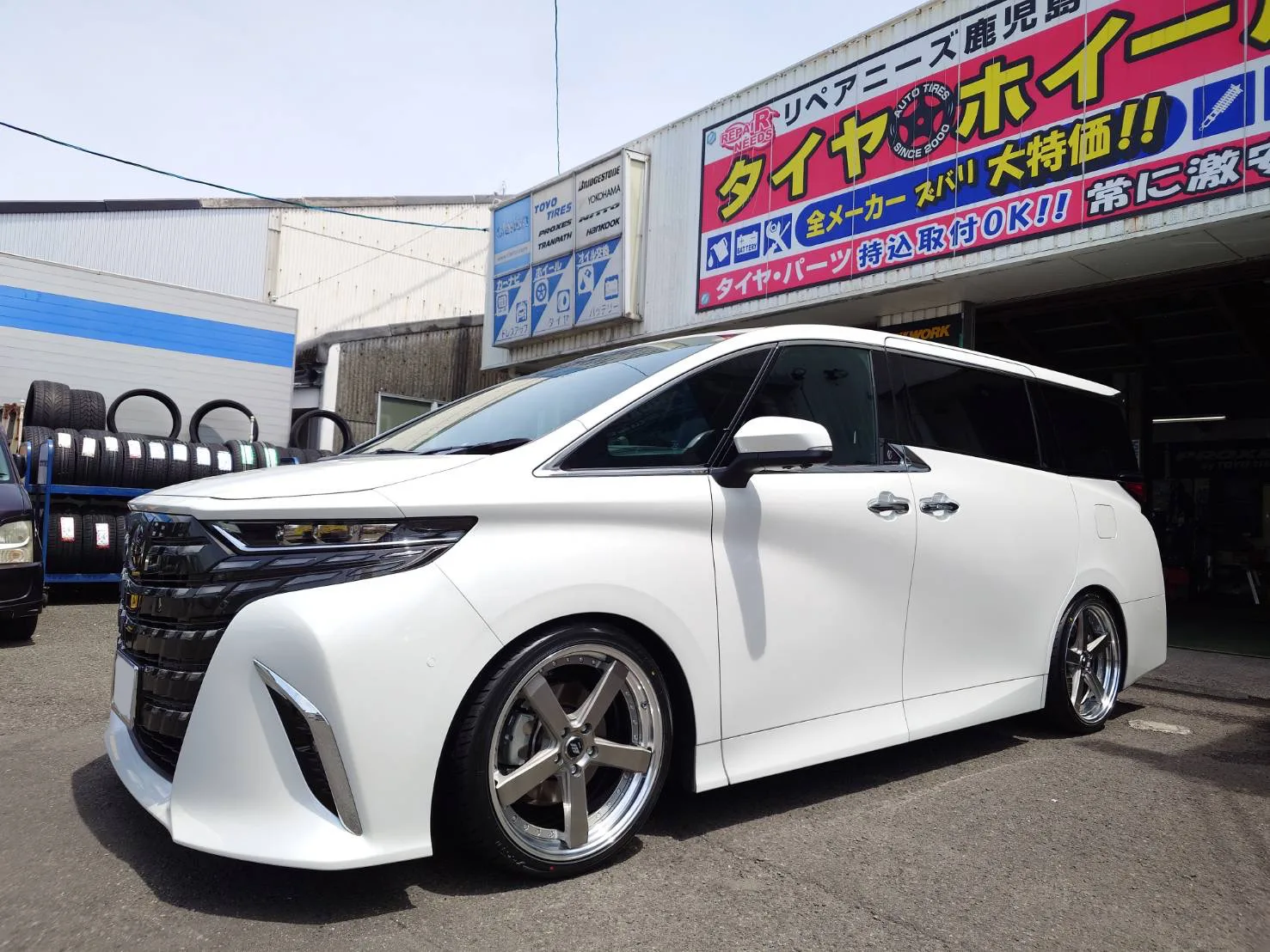 Work Zeast ST2 on Toyota Vellfire AH30, photo 8