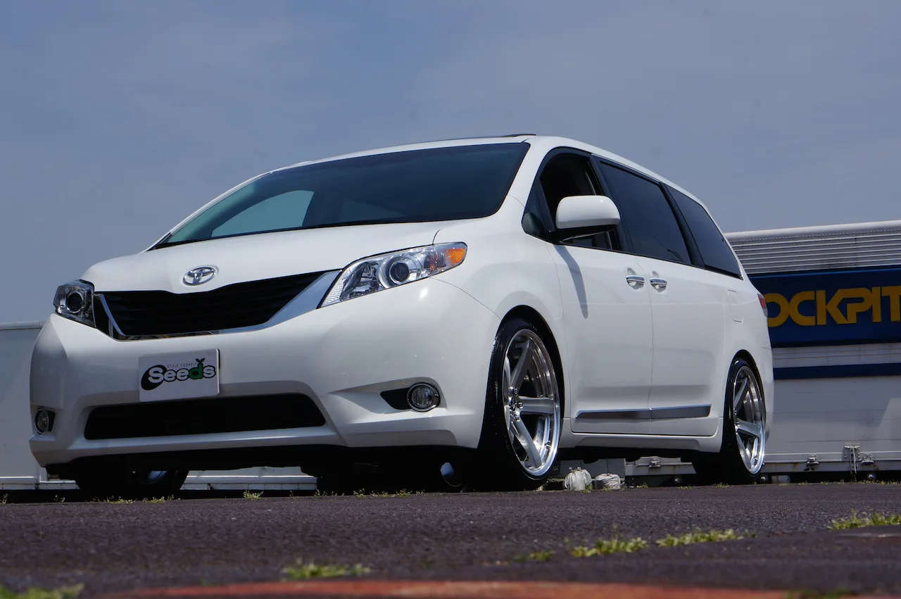 Work Zeast ST2 on Toyota Sienna XL30.1