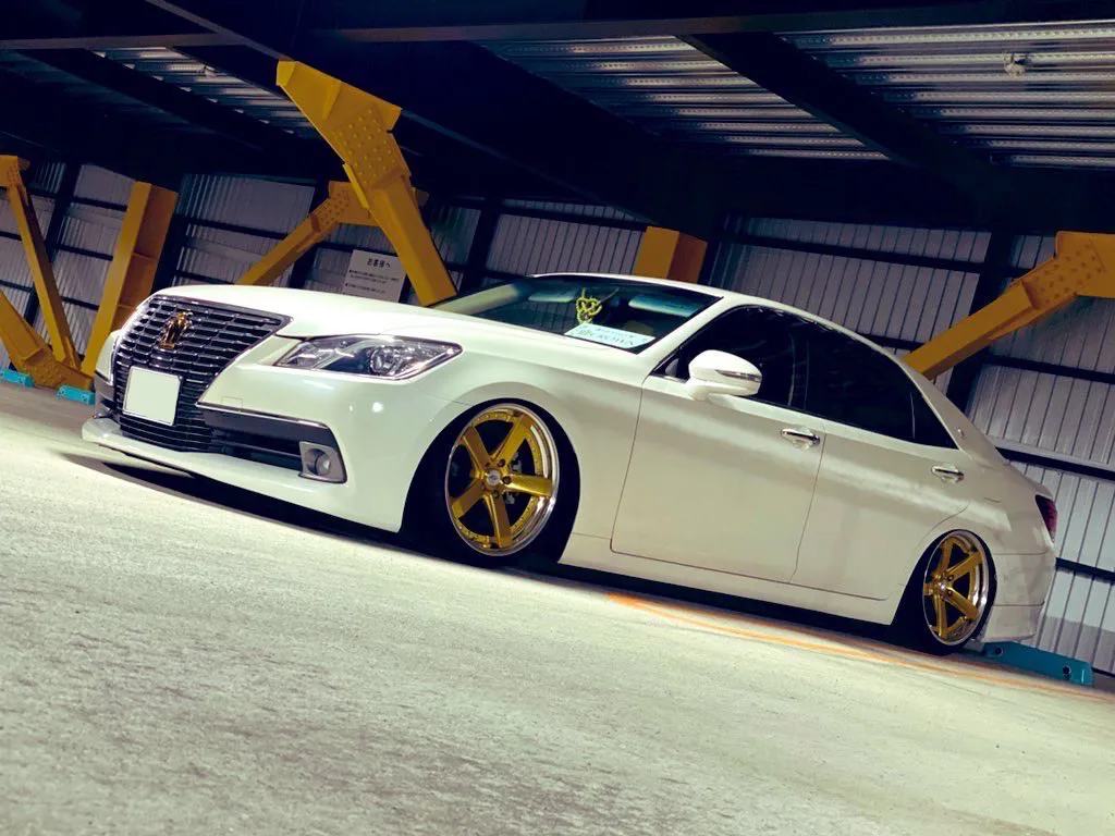 Work Zeast ST2 on Toyota Crown S200, photo 3