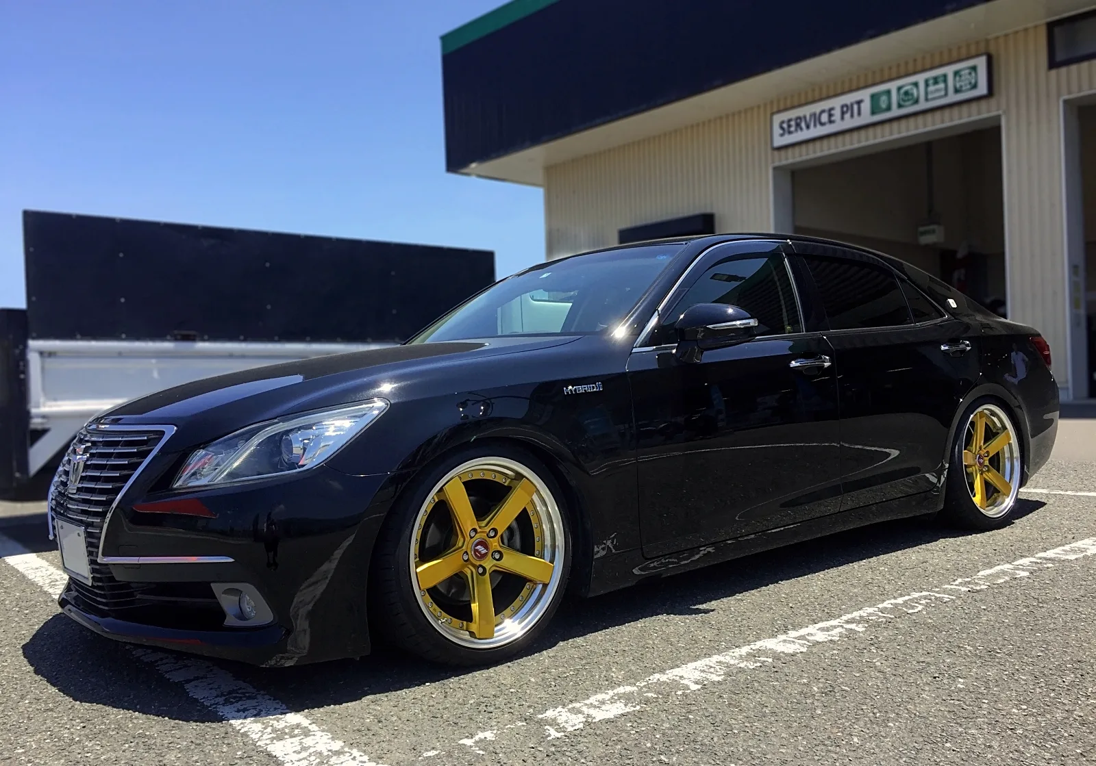 Work Zeast ST2 on Toyota Crown S200
