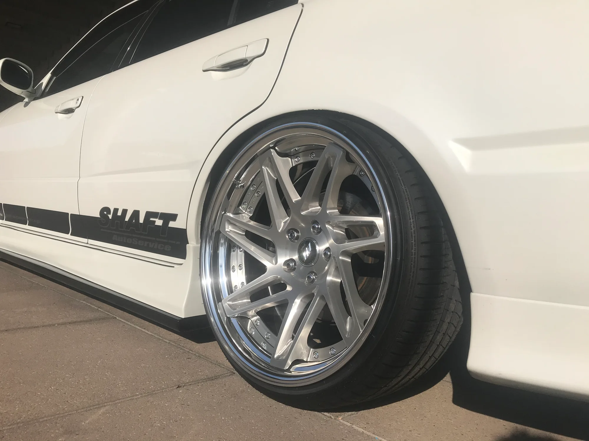 Work Zeast ST3 on Nissan Skyline R34, photo 4
