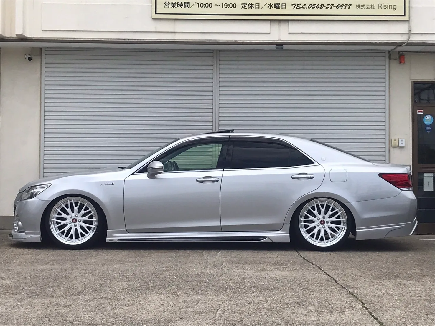 Work Zeast Stx on Toyota Crown S200