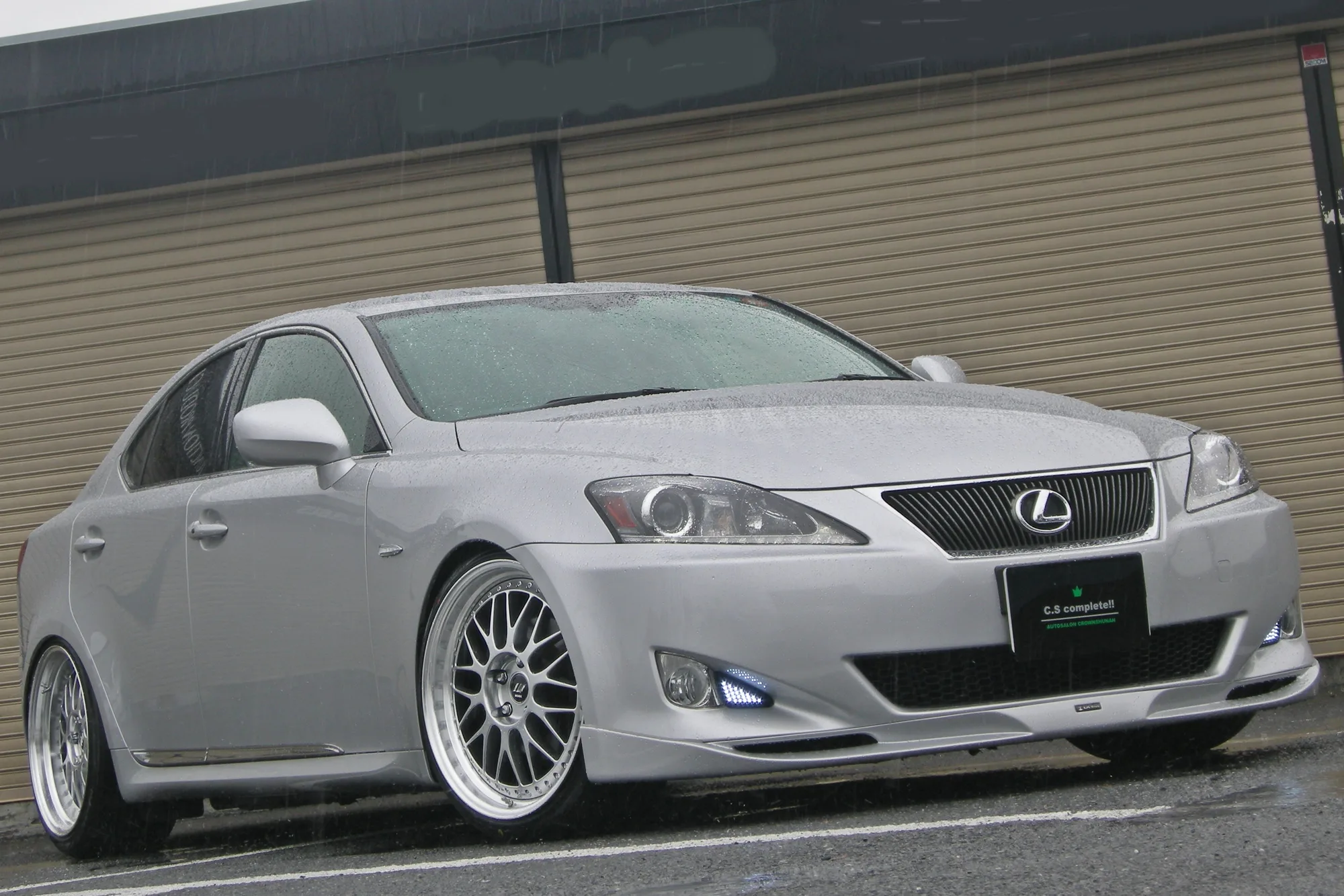 Work Zistance W10M on Lexus IS XE20