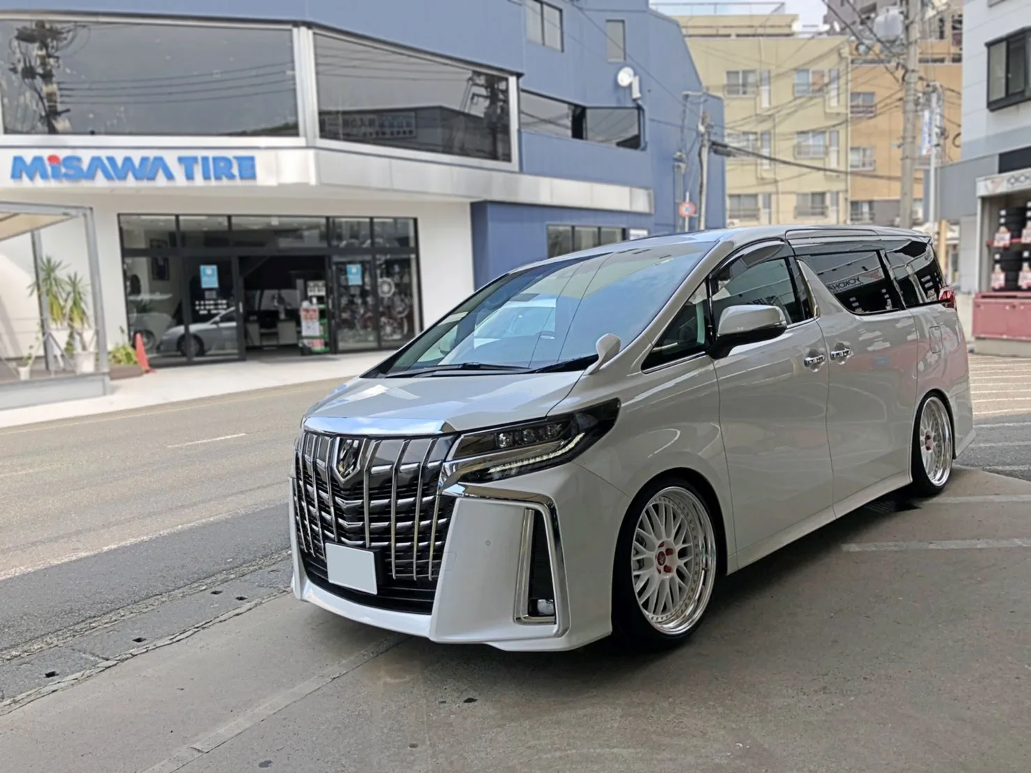 Work Zistance W10M on Toyota Vellfire AH20, photo 8