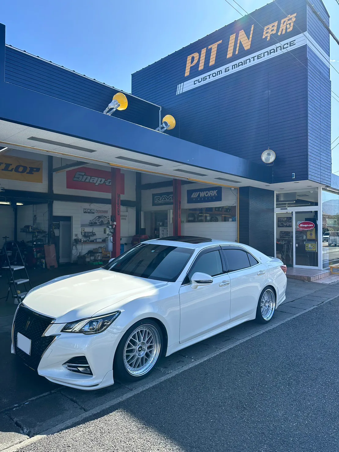 Work Zistance W10M on Toyota Crown S200, photo 10
