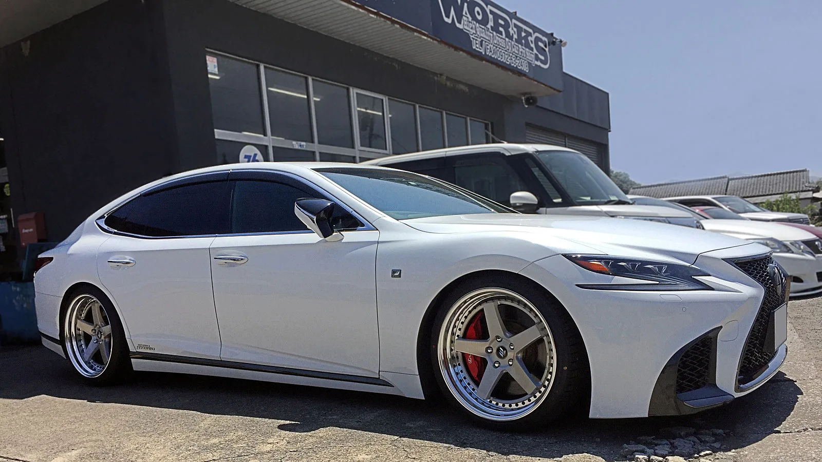 Work Zistance W5S on Lexus LS XF50