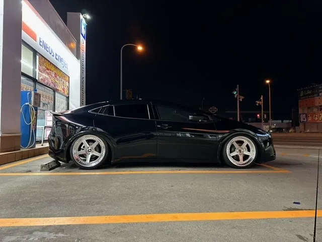Work Zistance W5S on Toyota Prius XW50, photo 7