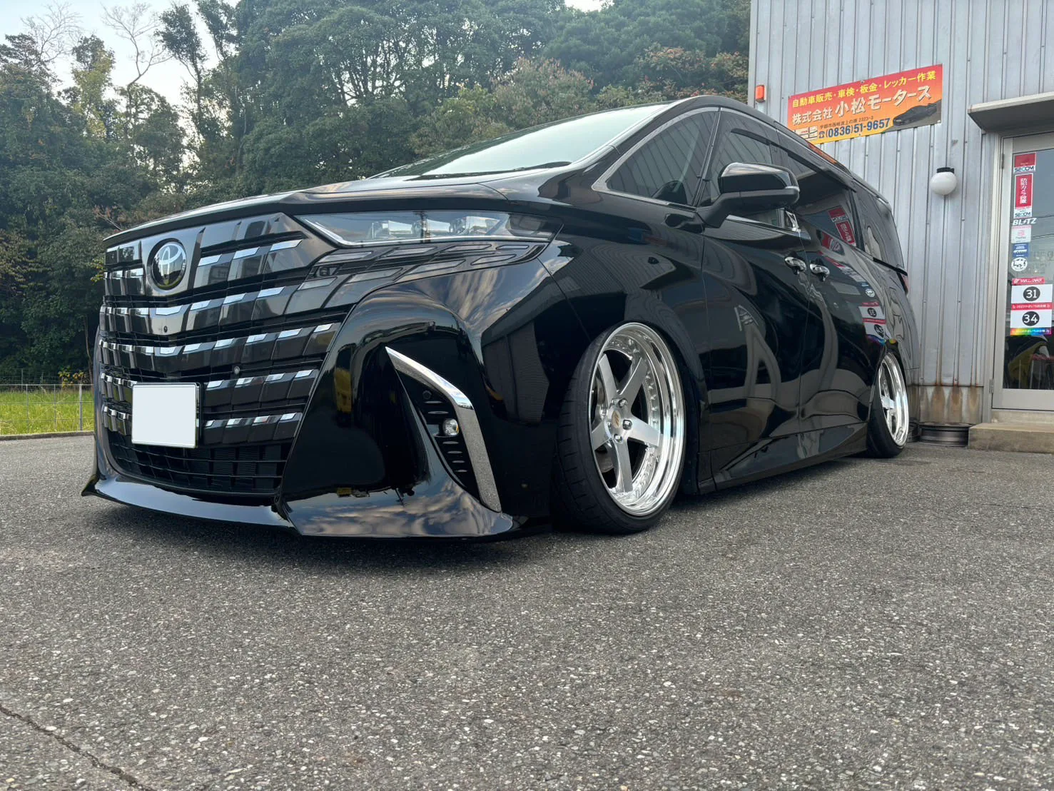 Work Zistance W5S on Toyota Vellfire AH20, photo 5