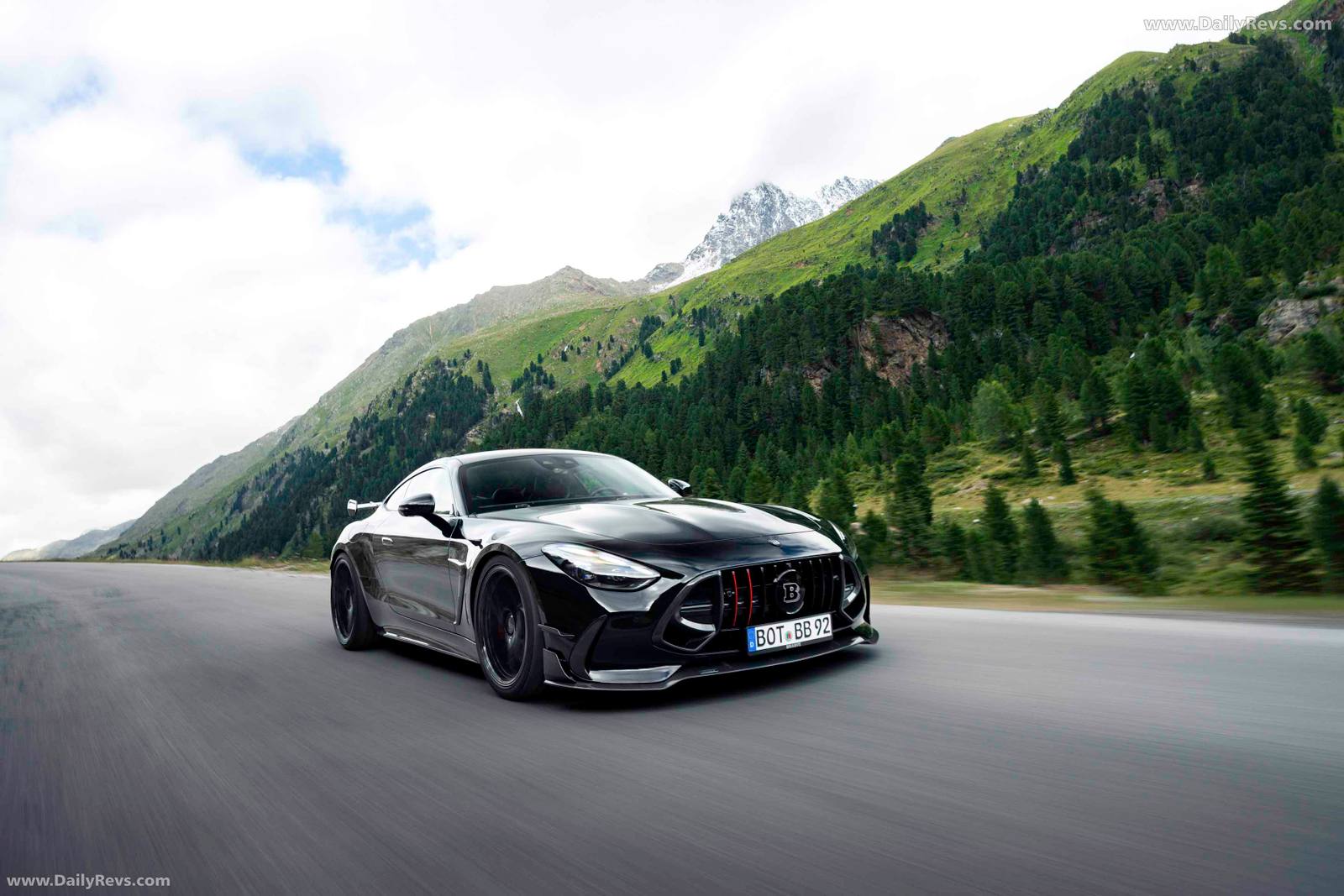 BRABUS 1000 Mercedes-AMG GT 63 S E Performance