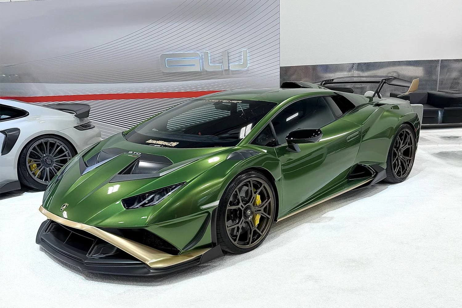Vorsteiner Huracan STO Aero