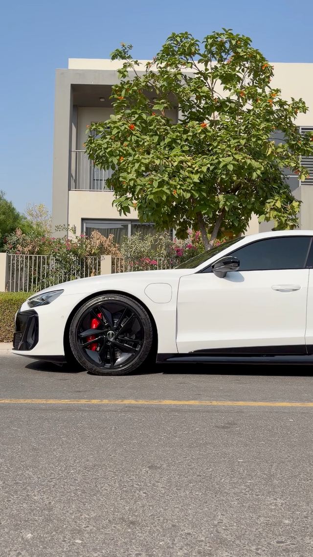 2025 Audi S e-tron GT, photo 1