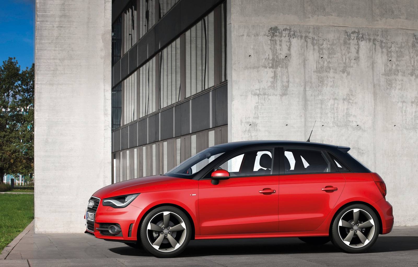 A1 Sportback S line Competition