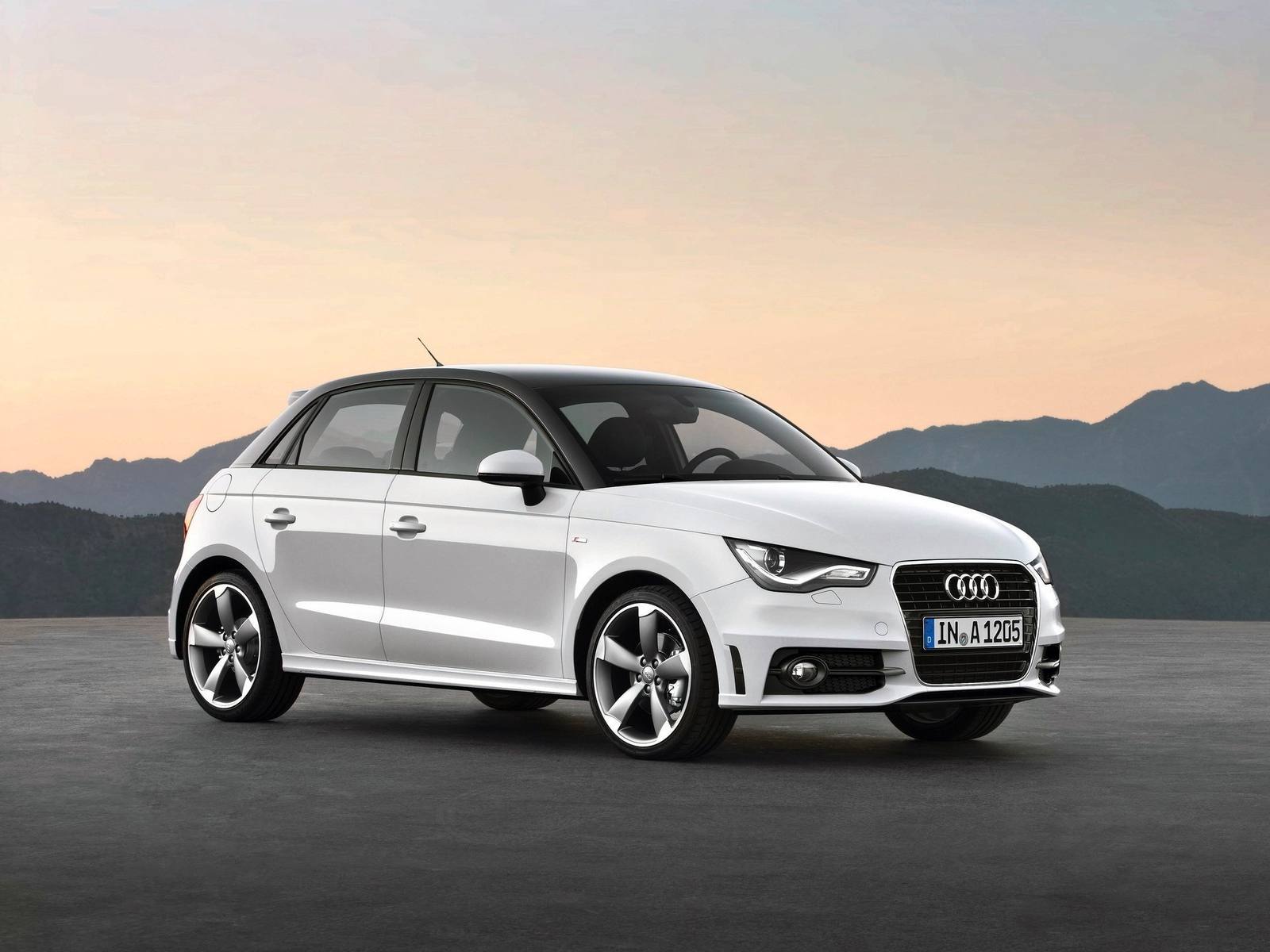 A1 Sportback S line Competition