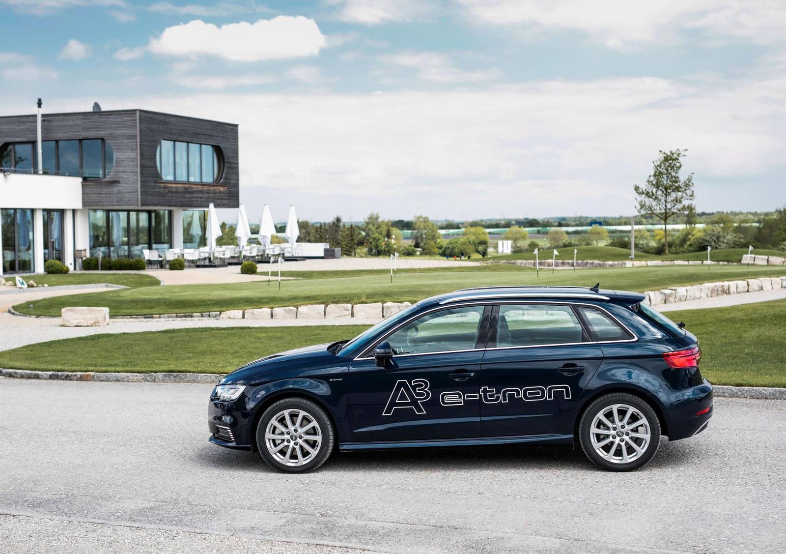 A3 Sportback e-tron