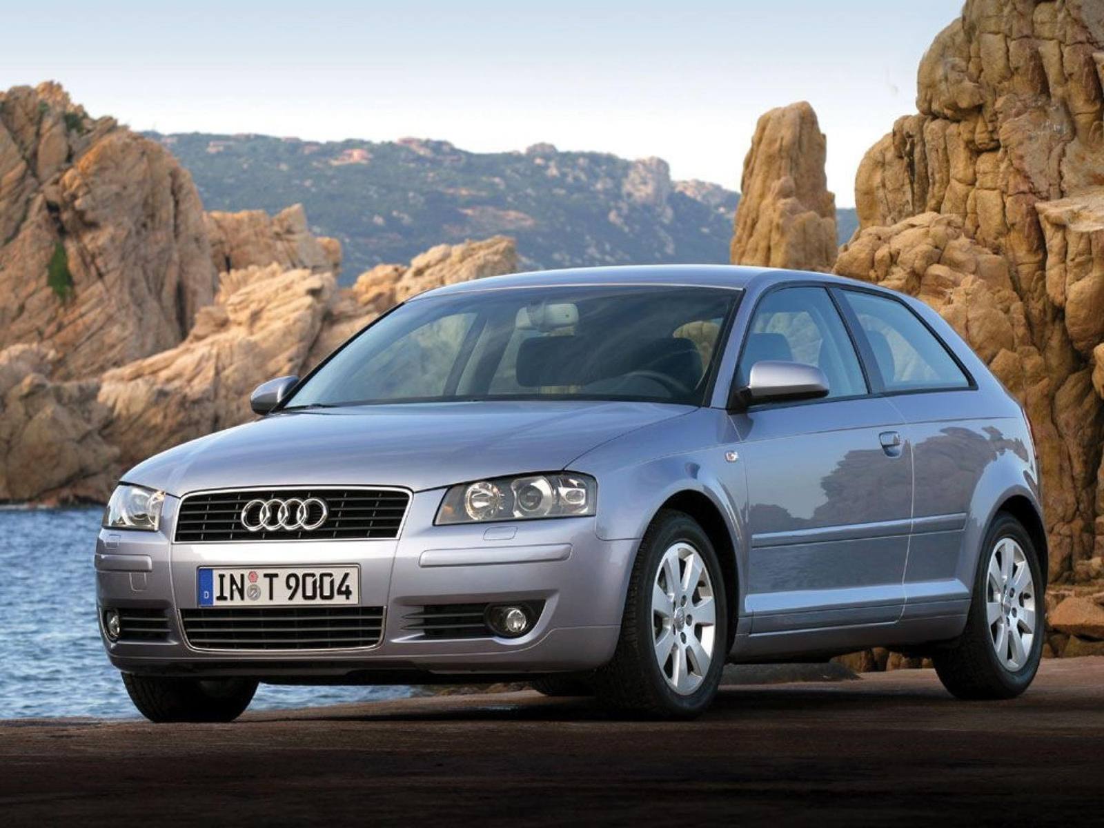 1.6 Hatchback