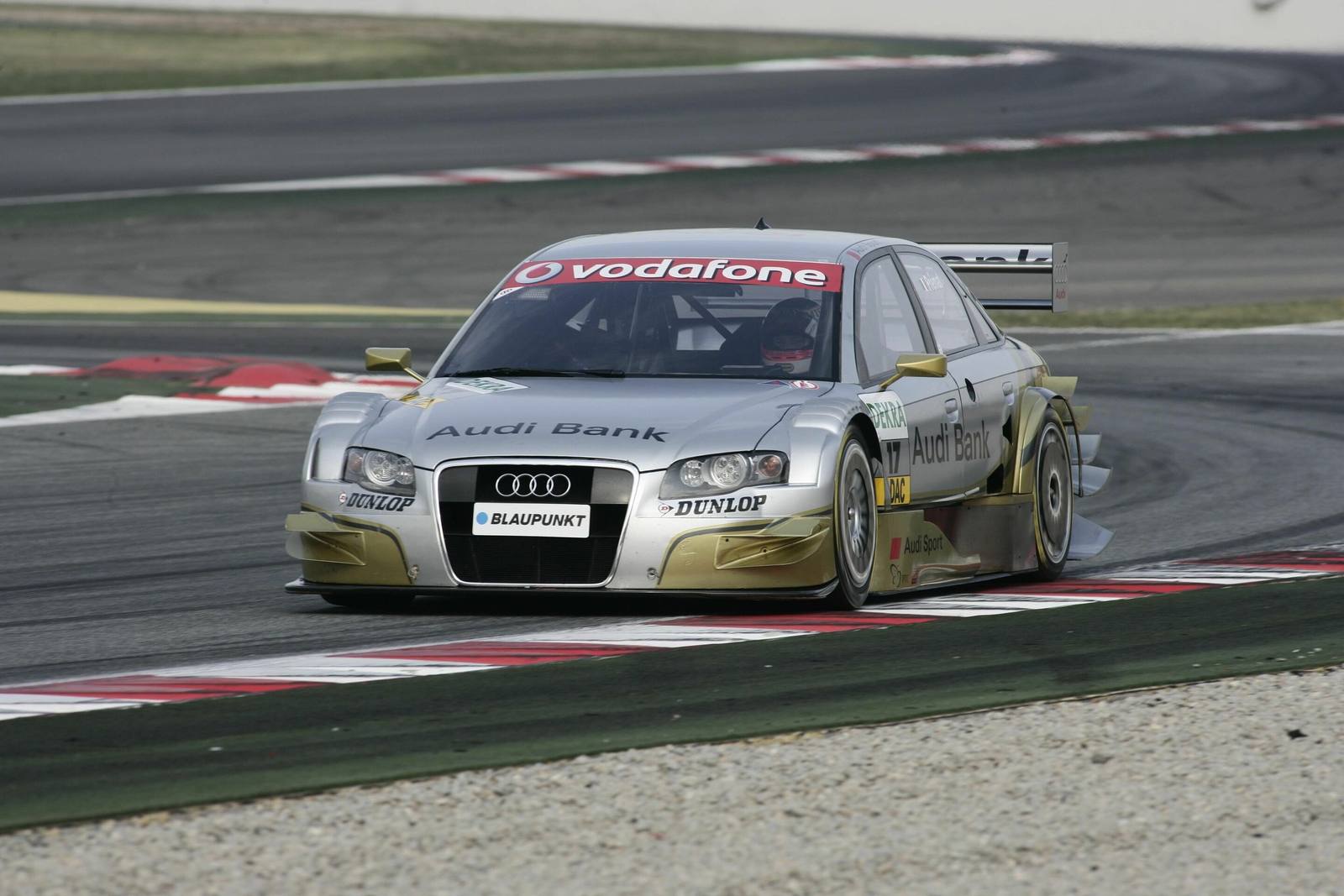 A4 DTM 4.0 V8