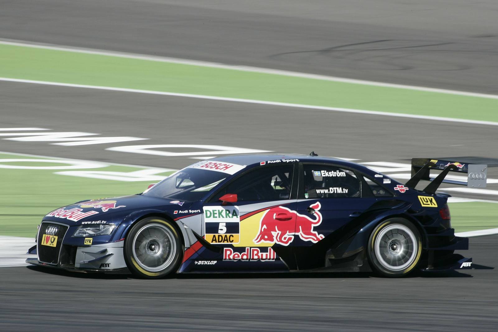 A4 DTM 4.0 V8