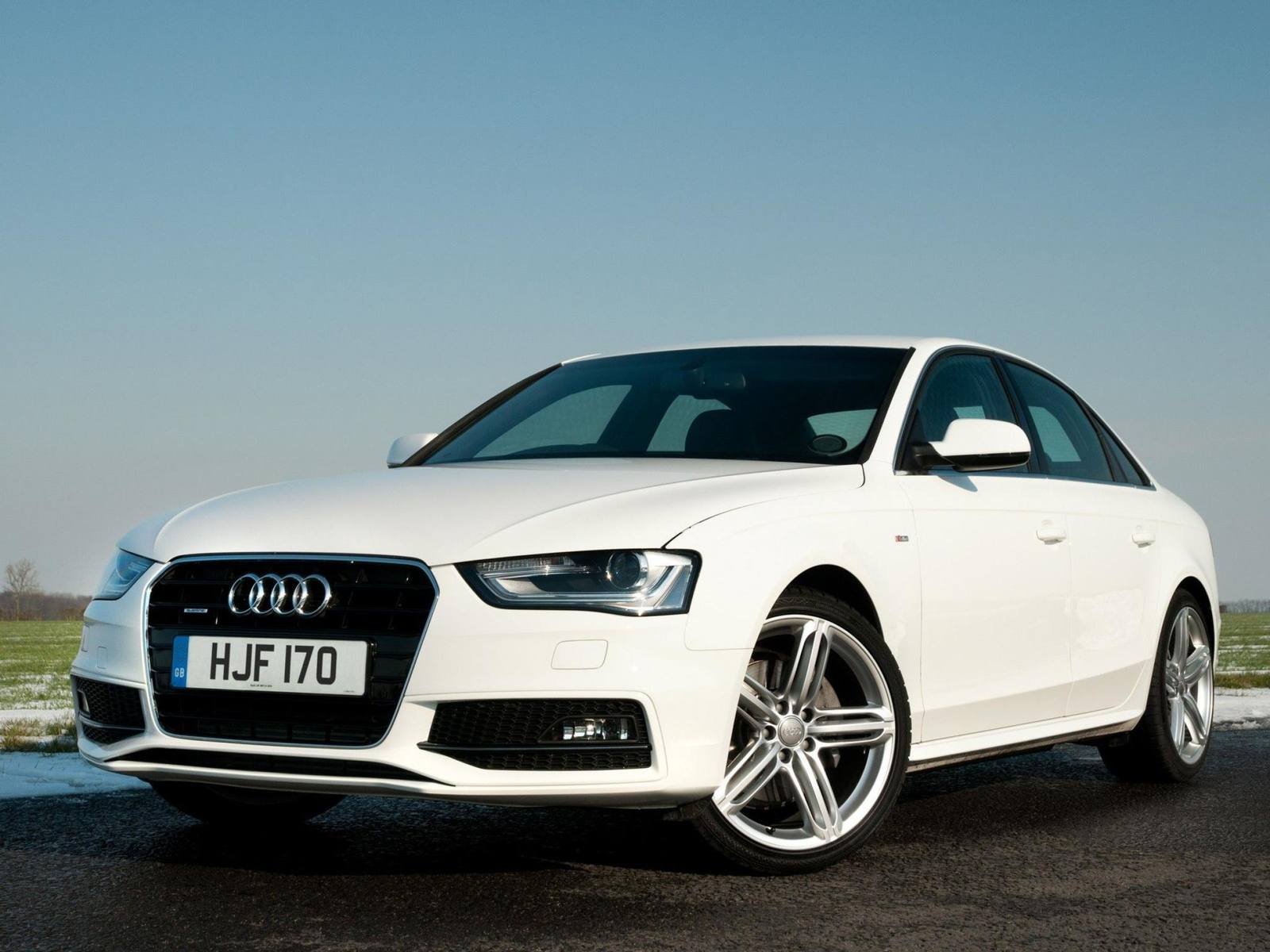 A4 2.0 TFSI S-line plus Sedan