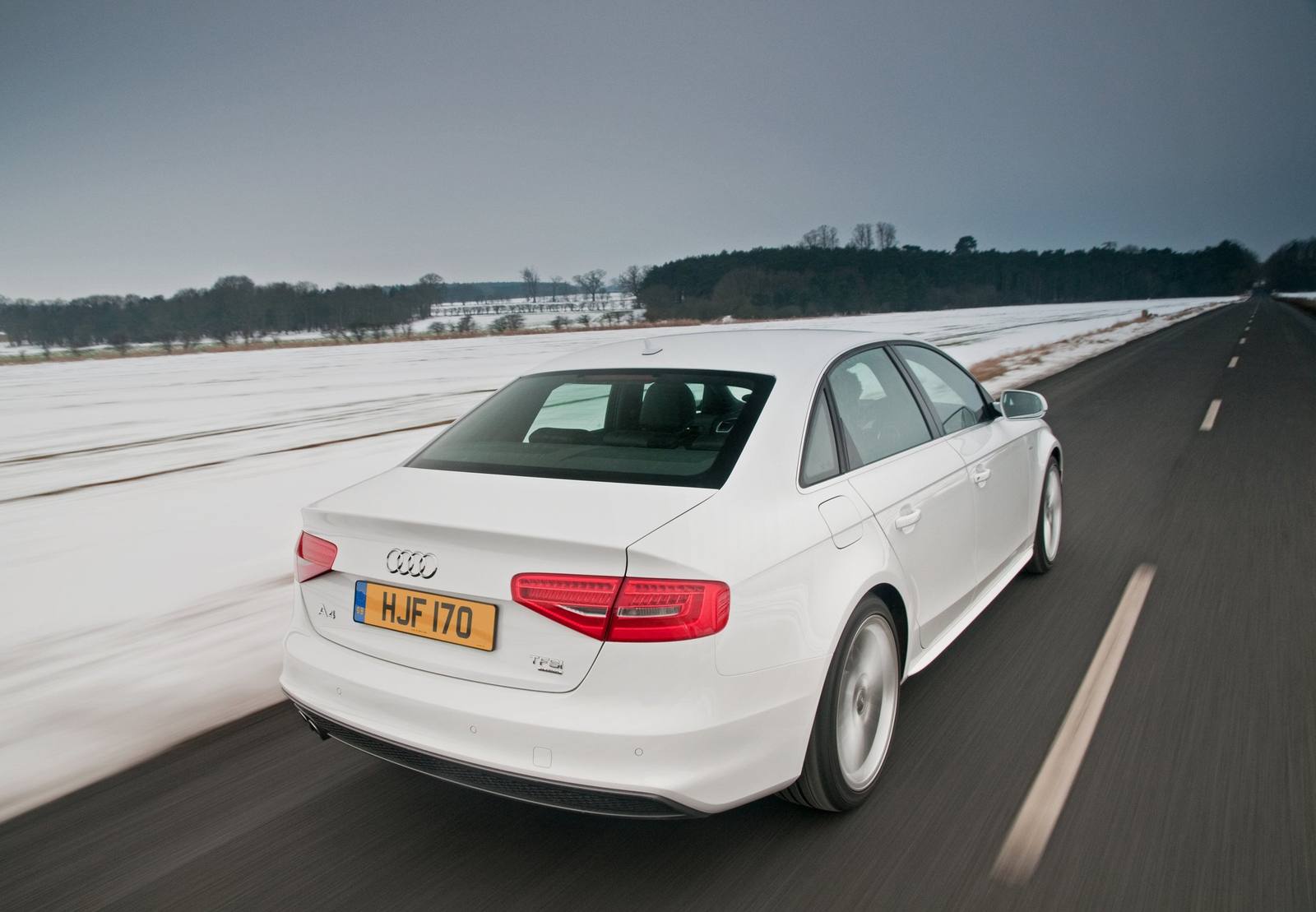 A4 2.0 TFSI S-line plus Sedan