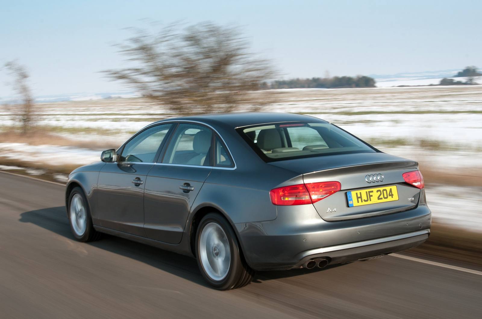 A4 2.0 TFSI S-line plus Sedan