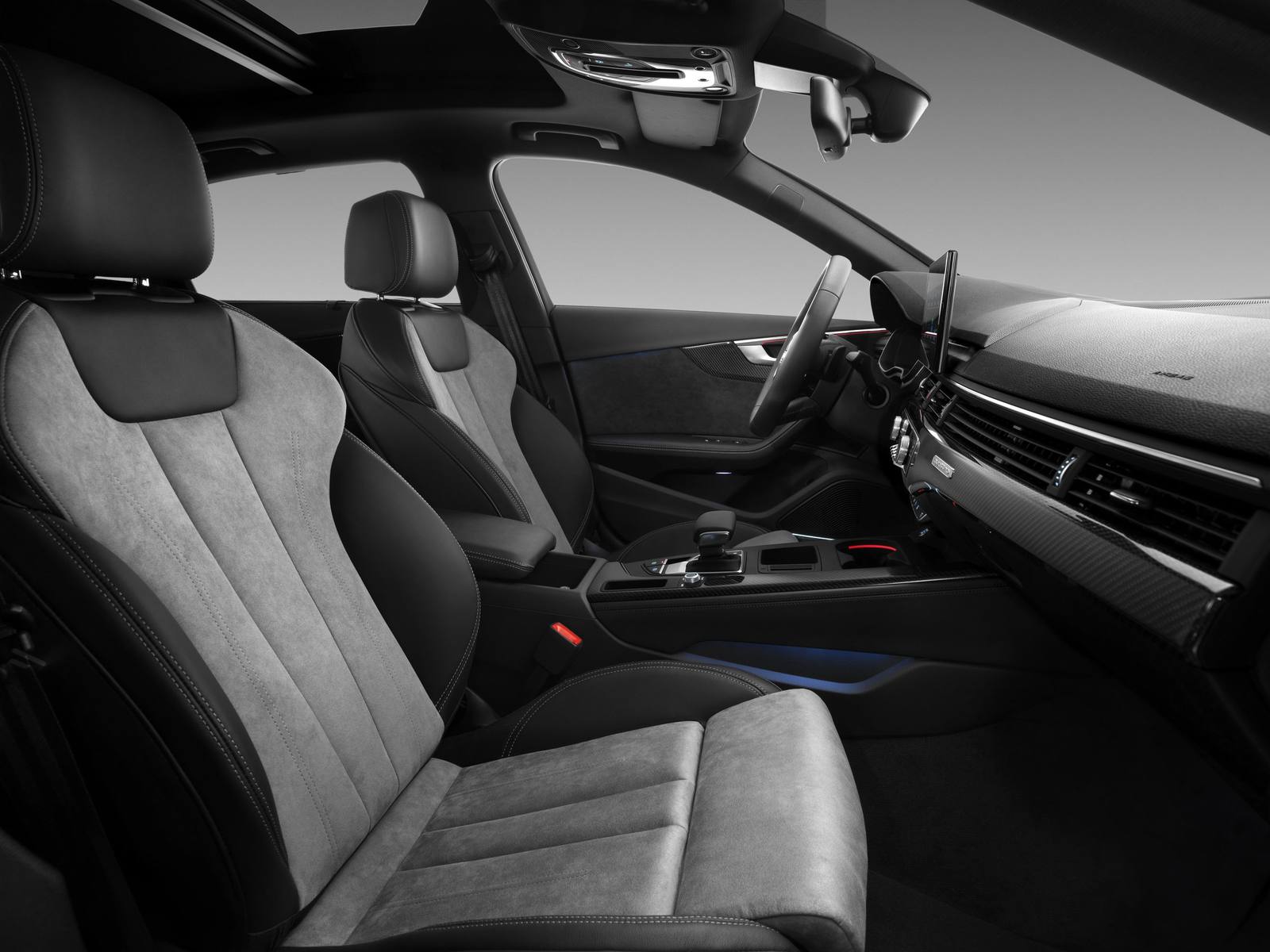 A4 L 2 Millionth Unit Enjoy Edition 40 TFSI