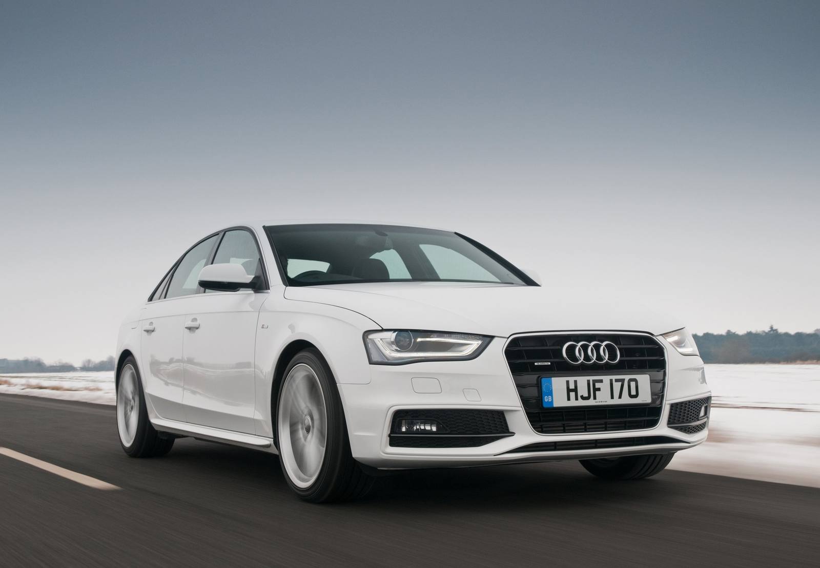 A4 2.0 TFSI S-line plus Sedan