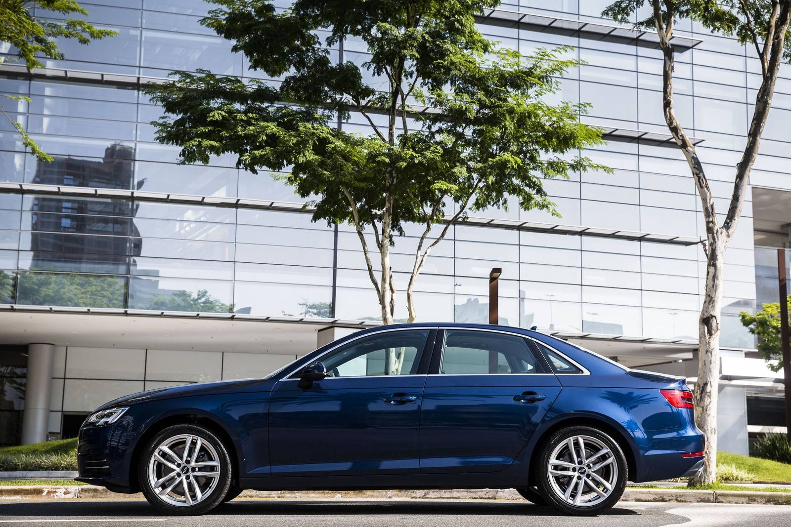 A4 Black Edition 40 TFSI