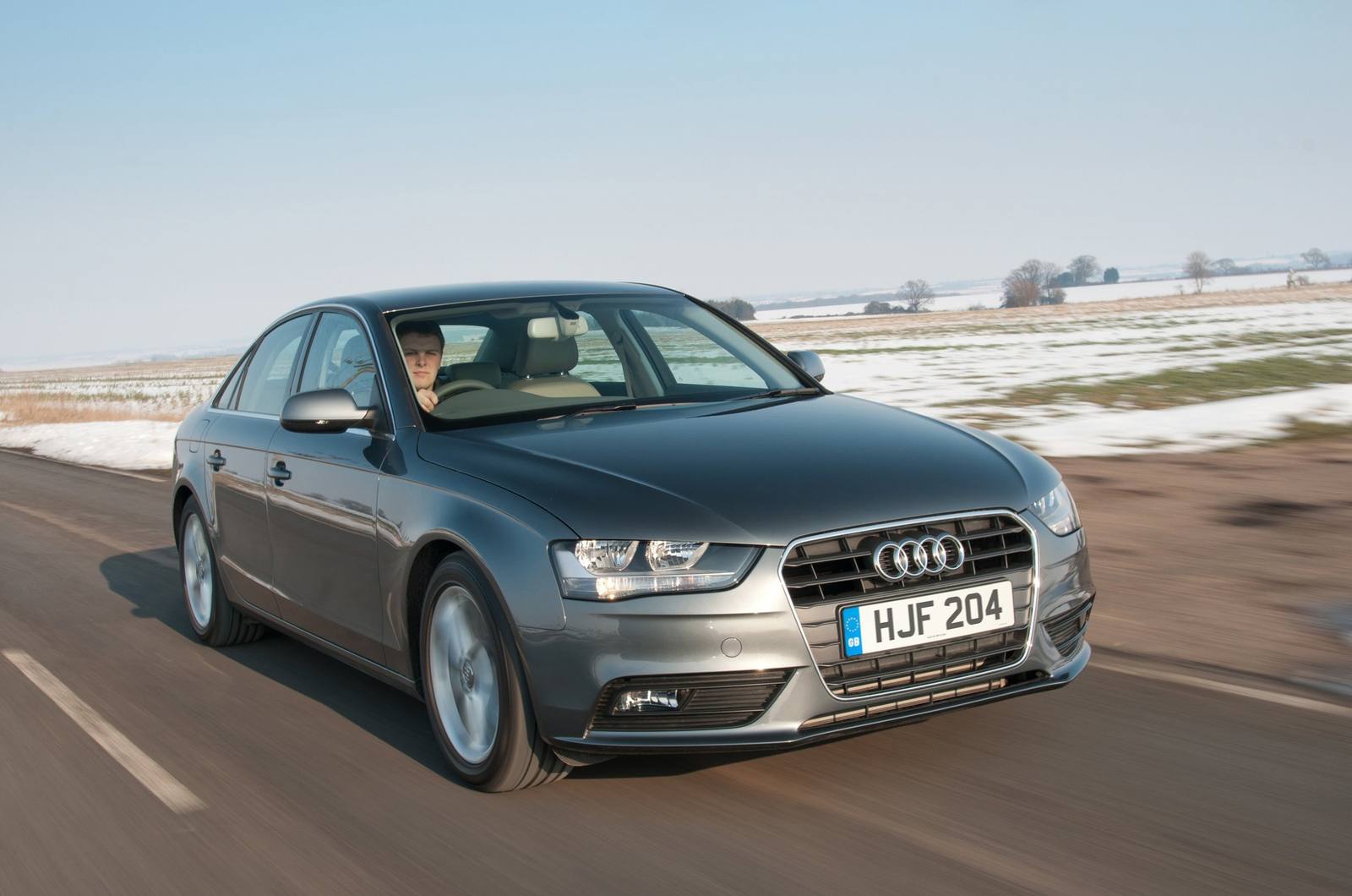 A4 2.0 TFSI S-line plus Sedan