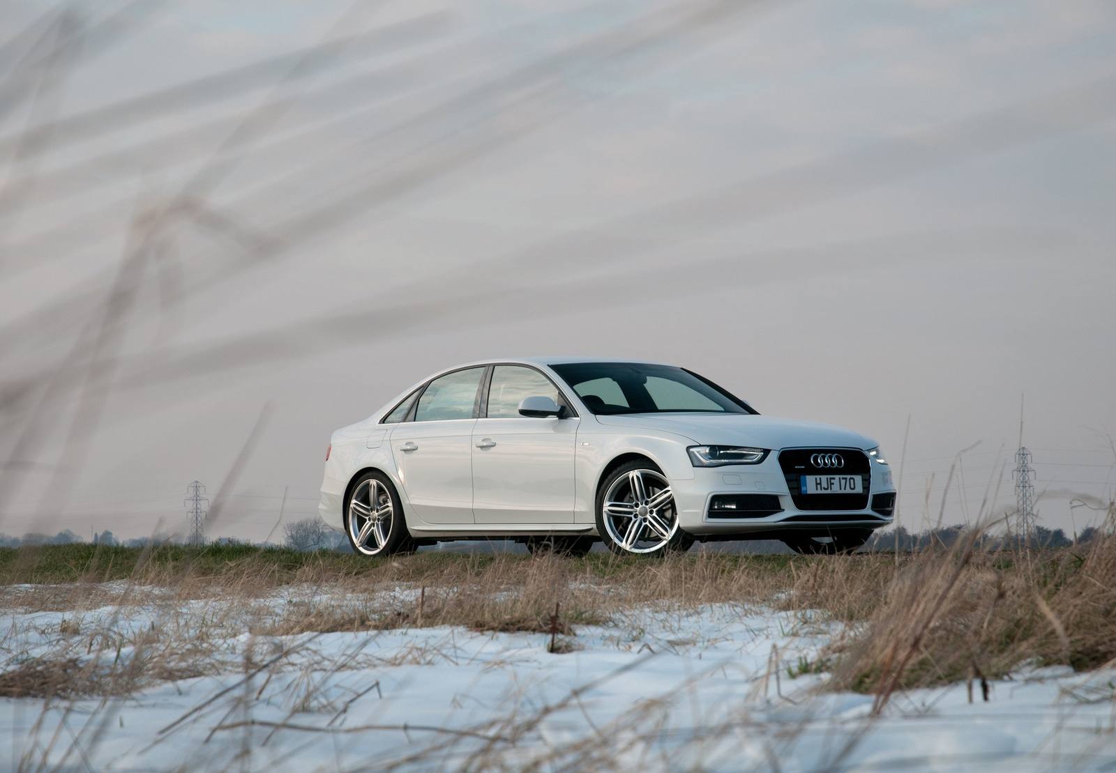 A4 2.0 TFSI S-line plus Sedan