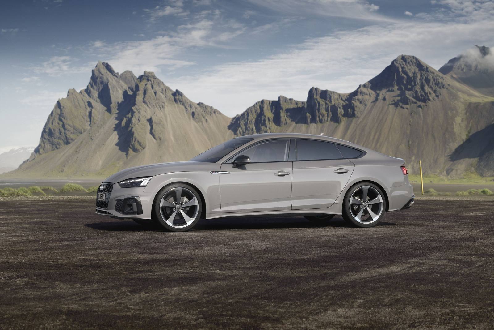 A5 Sportback 35 TDI S line Black Style PLUS