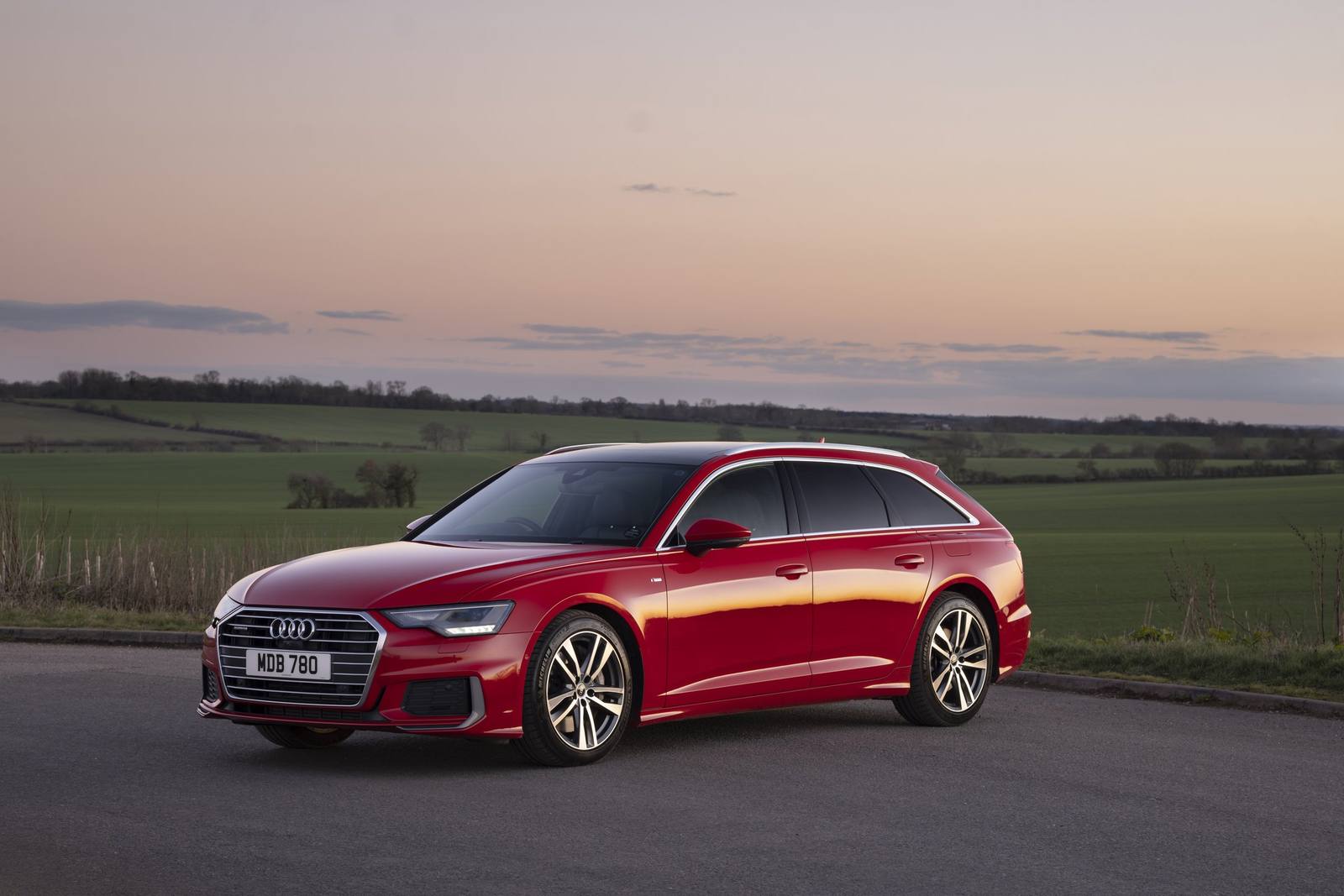 55 TFSI e quattro Avant