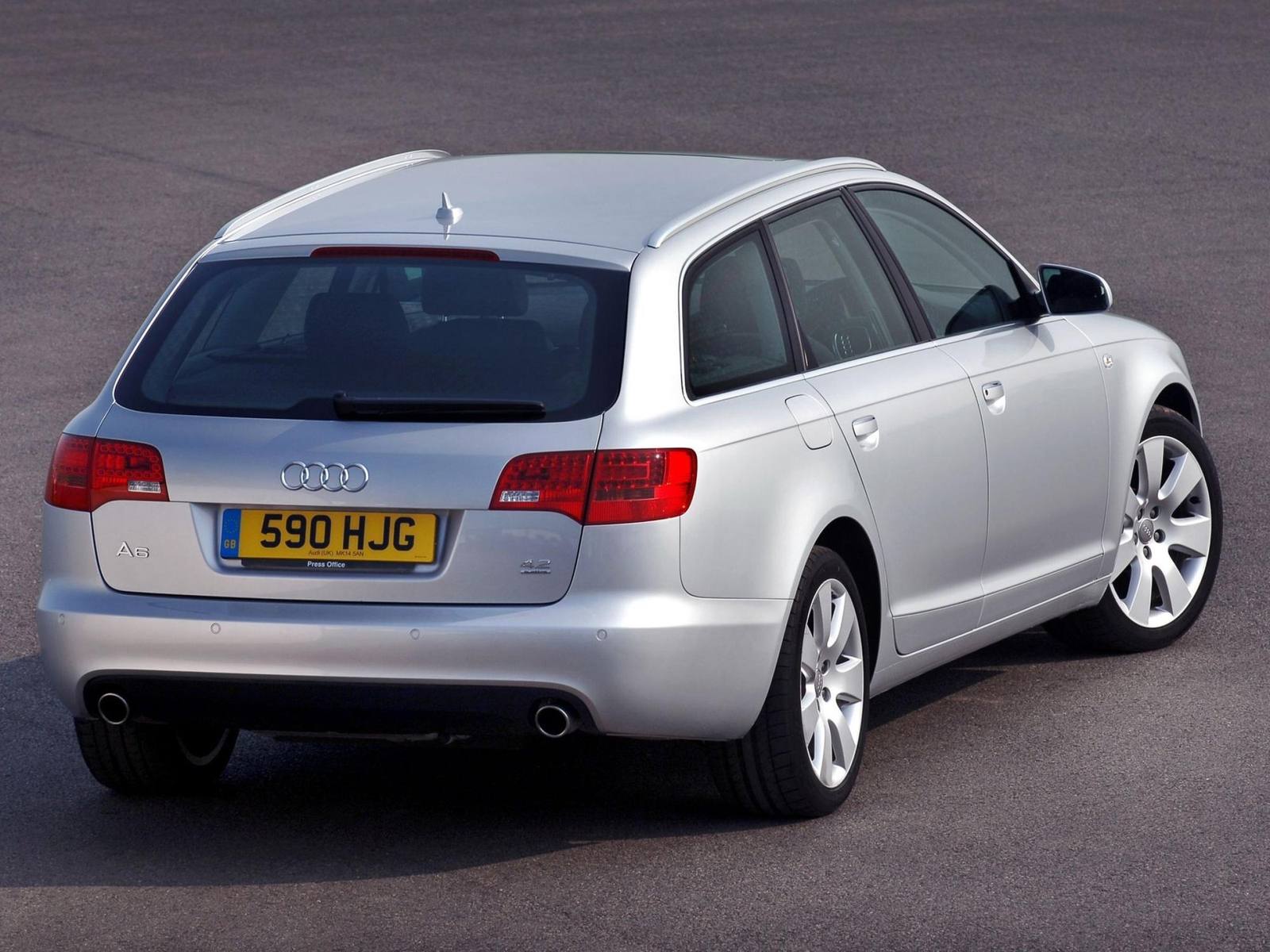 4.2 FSI quattro Avant