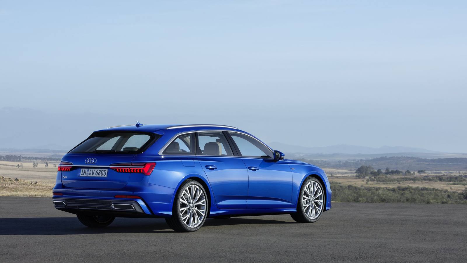 55 TFSI e quattro Avant
