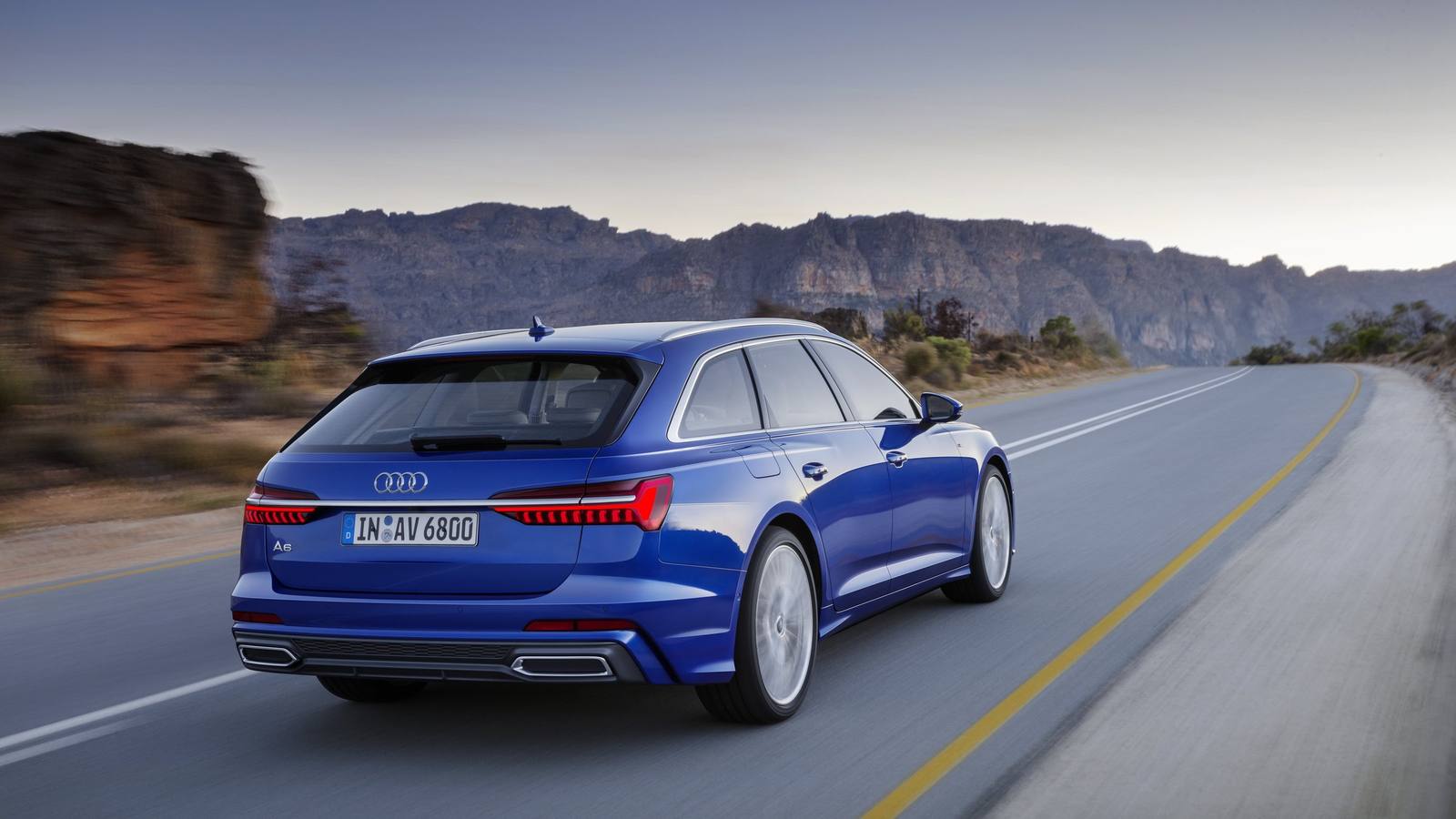 55 TFSI e quattro Avant