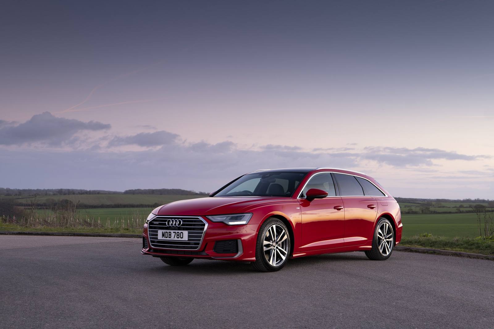 55 TFSI e quattro Avant