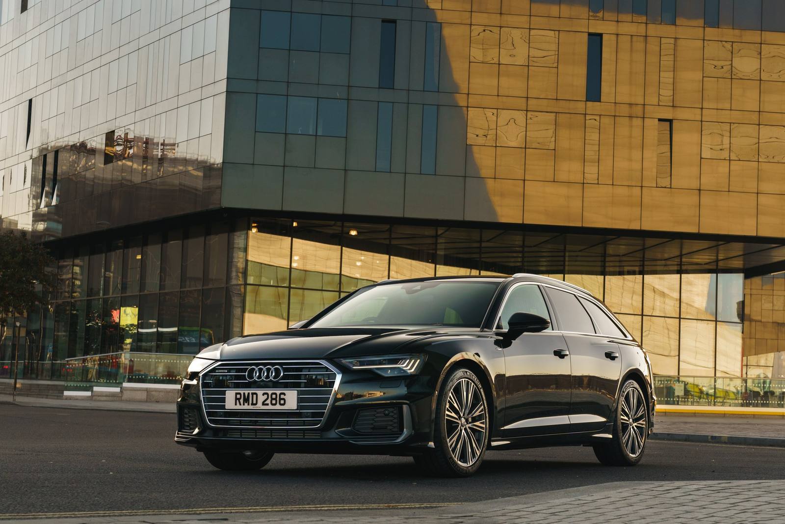 55 TFSI e quattro Avant