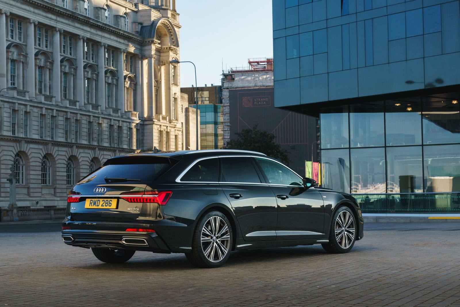 55 TFSI e quattro Avant