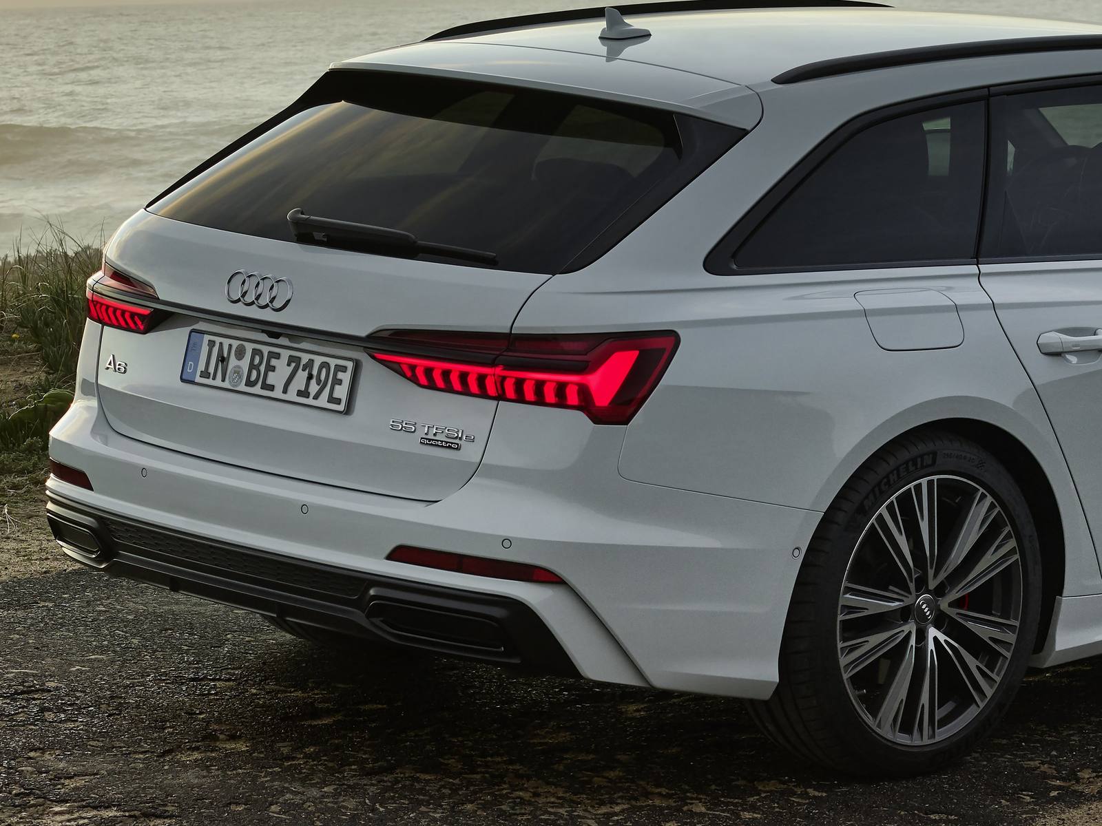 55 TFSI e quattro Avant