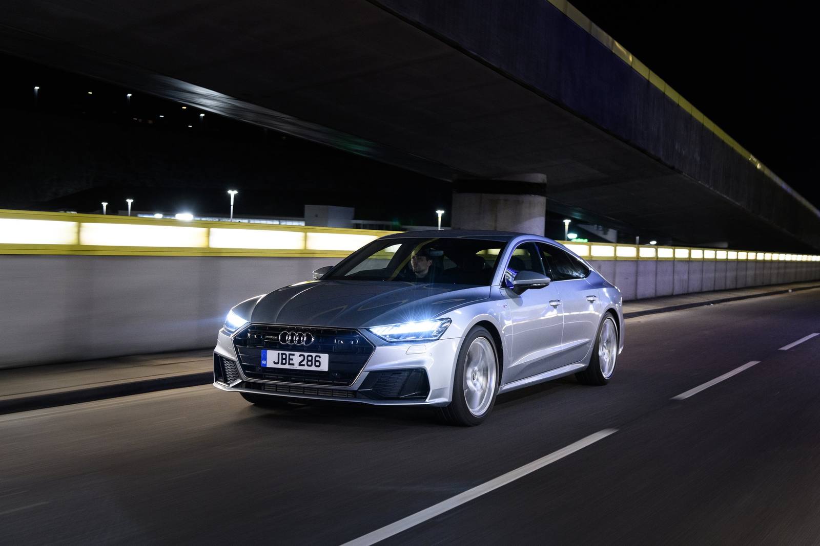 A7 Sportback 55 TFSI quattro 1st edition (Japan)