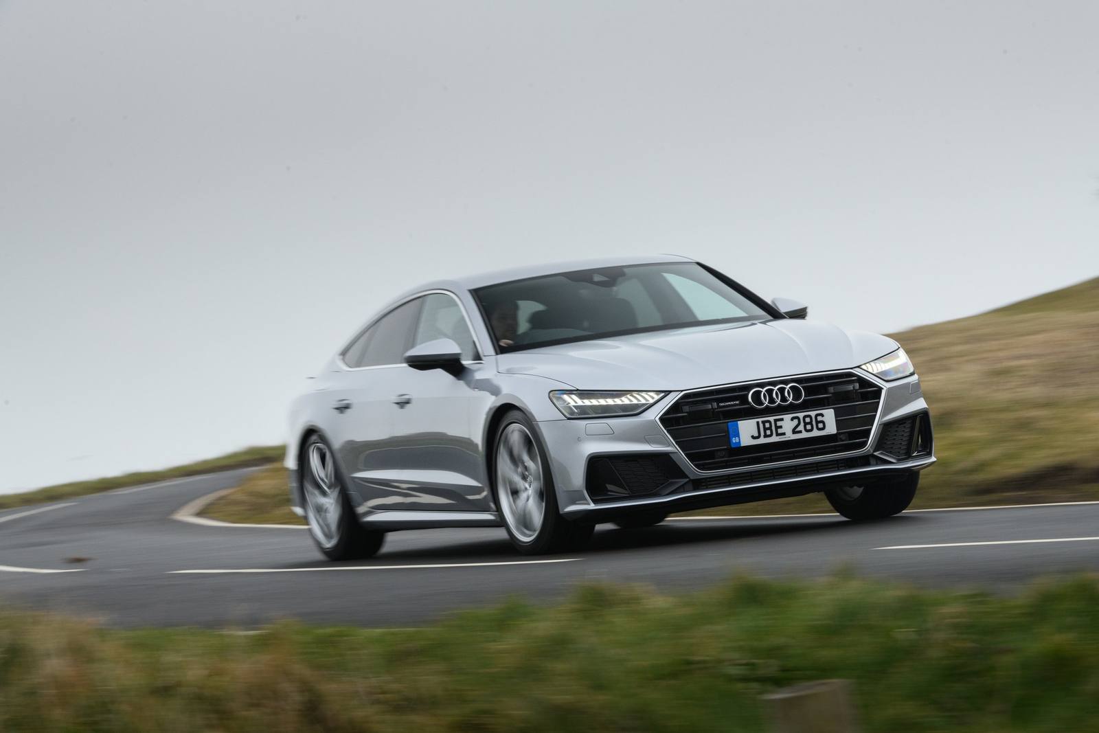 A7 Sportback 55 TFSI quattro 1st edition (Japan)