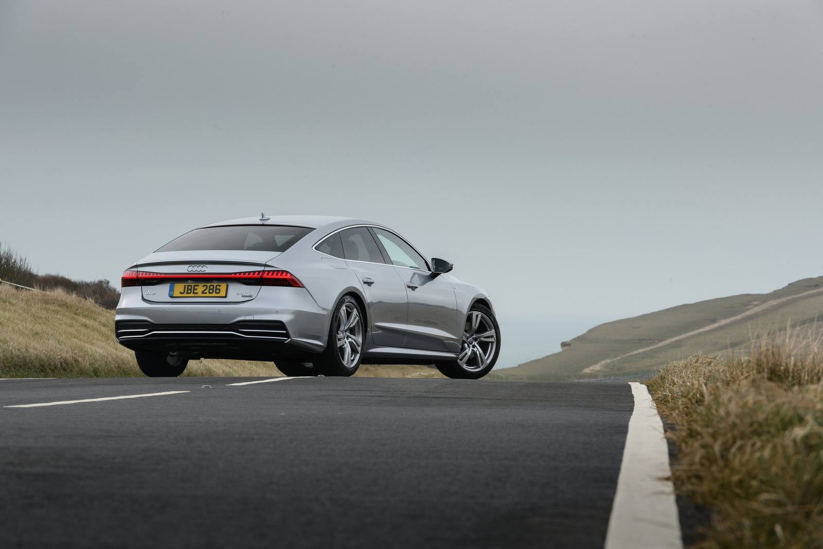 A7 Sportback 55 TFSI quattro 1st edition (Japan)
