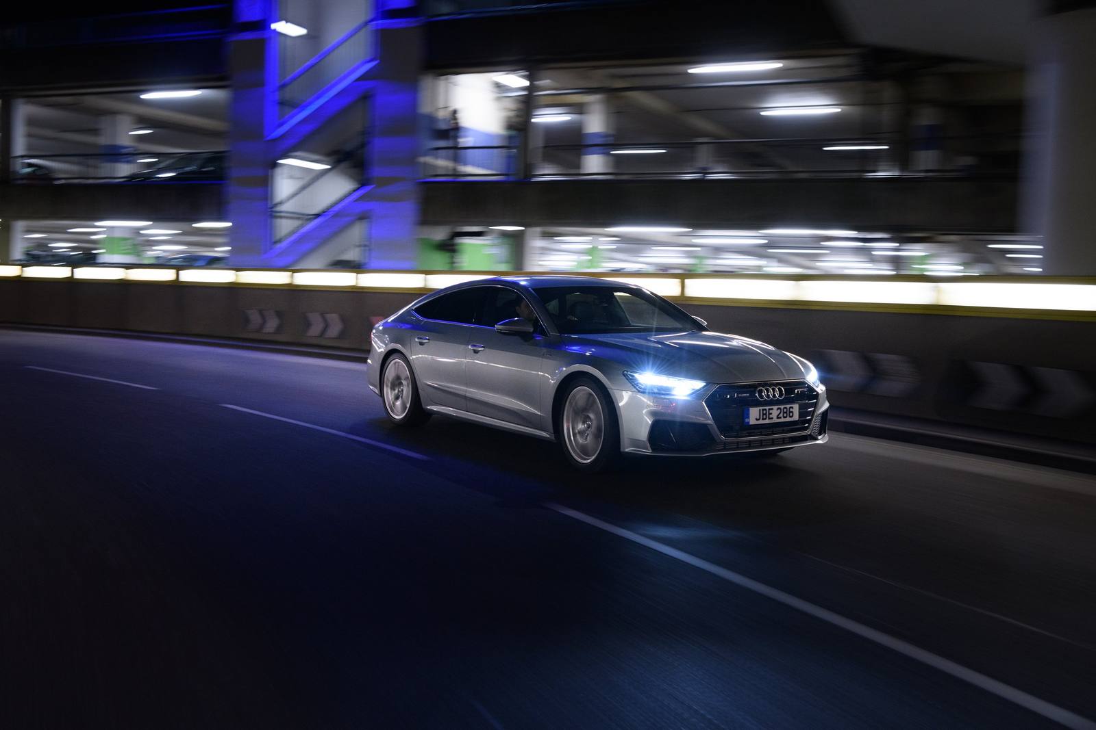 A7 Sportback 55 TFSI quattro 1st edition (Japan)